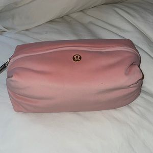 lululemon Feeling Ready Pouch BRAND NEW